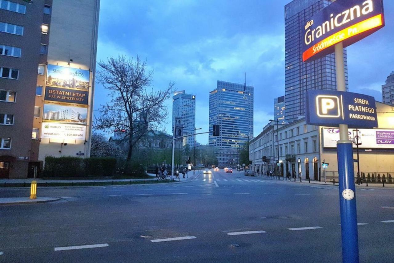 P&O Apartments Grzybowska 9 Warszawa Exteriör bild